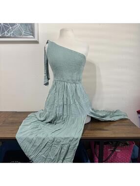 Merokeety Light Green One-Shoulder Dress Size Small